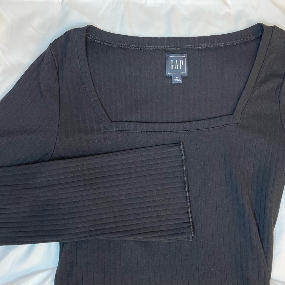 Black long sleeved shirt